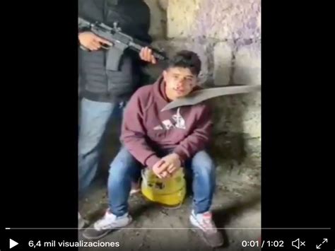 narco gore videos|Sicarios decapitan a un joven y graban el sangriento momento en。